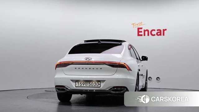 Hyundai The New Grandeur IG id 4625781 из Кореи 28