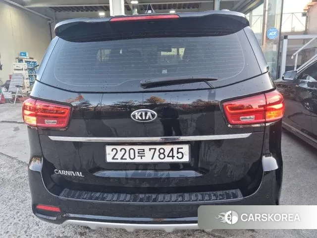 Kia The New Carnival id 3350790 из Кореи 12