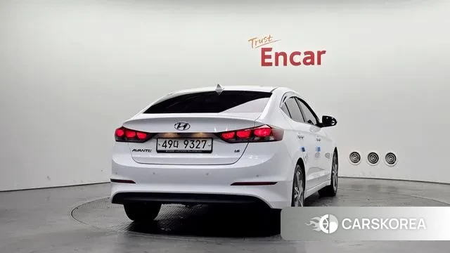 Hyundai Avante AD id 3469954 из Кореи 14