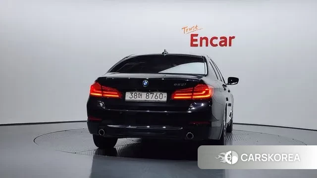 BMW 5 Series (G30) id 3484854 из Кореи 14