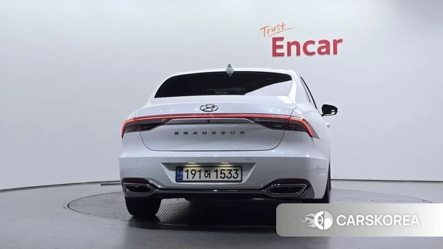 Hyundai The New Grandeur IG id 4395982 из Кореи 24