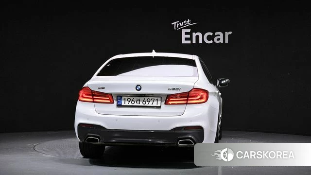 BMW 5 Series (G30) id 4318278 из Кореи 28