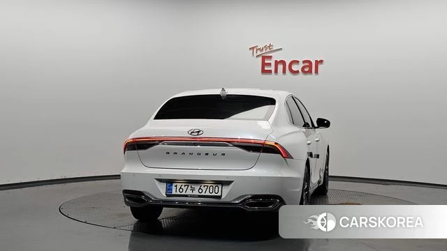 Hyundai The New Grandeur IG id 4344406 из Кореи 27
