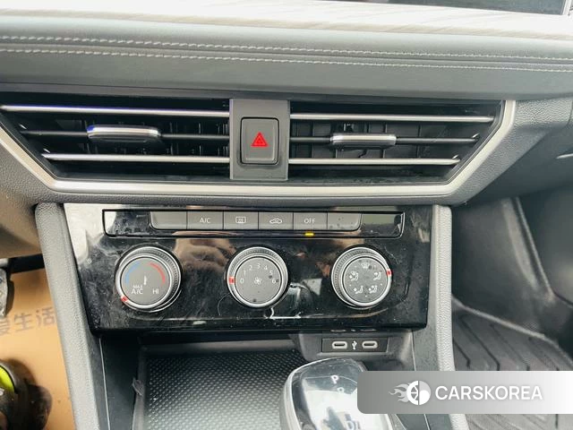 Volkswagen Sagitar id 3913602 из Китая 12