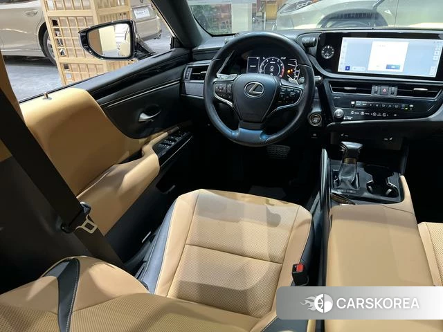 Lexus ES id 4278307 из Китая 13
