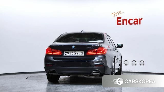 BMW 5 Series (G30) id 4619856 из Кореи 32