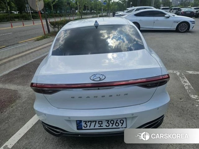 Hyundai The New Grandeur IG Hybrid 2022 Белый из Кореи, фото 6
