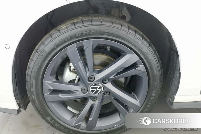 Volkswagen Golf id 4271085 из Китая 18