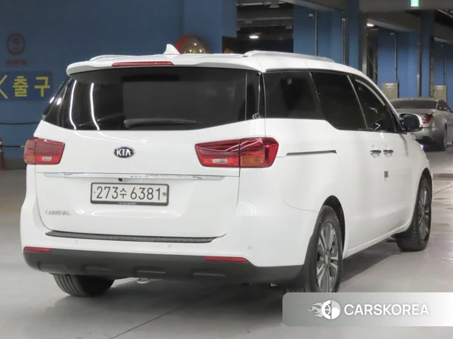 Kia The New Carnival id 4188243 из Кореи 14