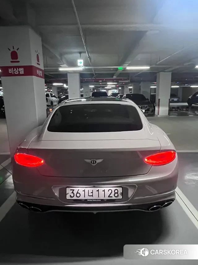 Bentley Continental GT 3rd Generation 2023 Жемчужный цвет из Кореи, фото 6