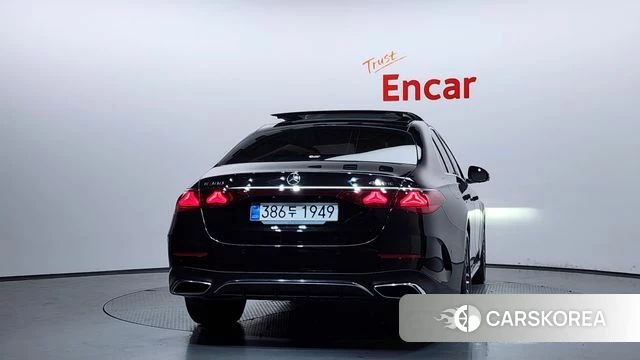 Mercedes-Benz E-Class W214 id 4421338 из Кореи 27