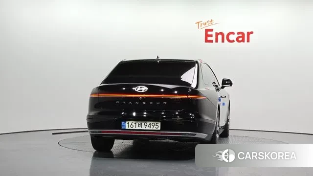 Hyundai Grandeur (GN7) id 2884103 из Кореи 14