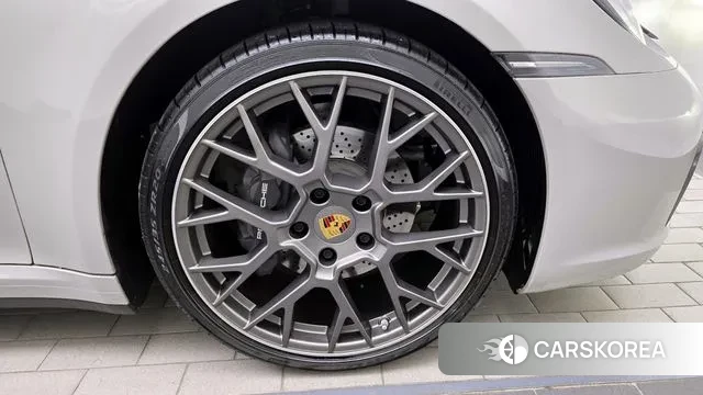 Porsche 911(992) id 3769748 из Кореи 14