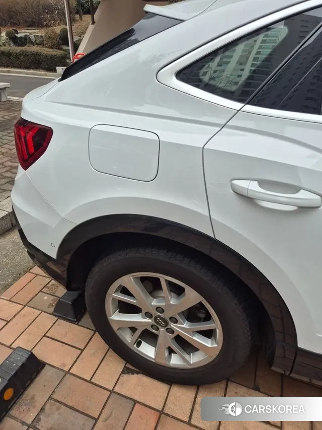 Audi Q3 (F3) 2020 Белый из Кореи, фото 4