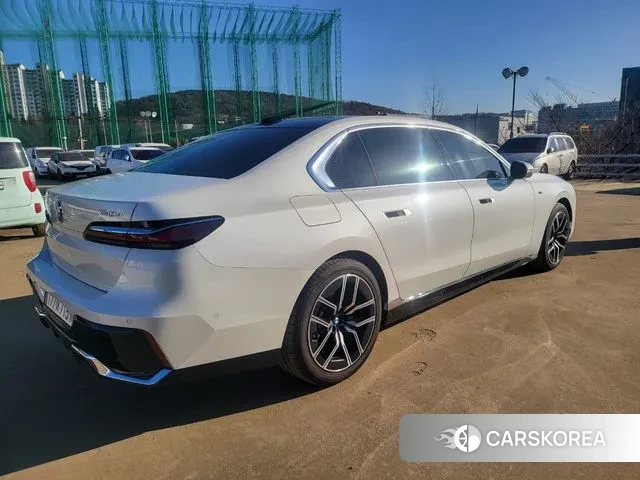 BMW 7 Series (G70) id 3605540 из Кореи 14