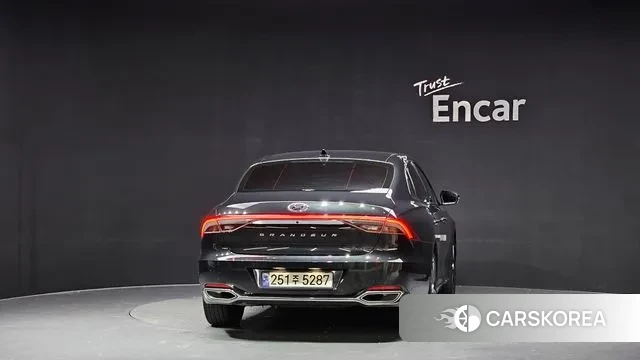 Hyundai The New Grandeur IG id 3439114 из Кореи 14