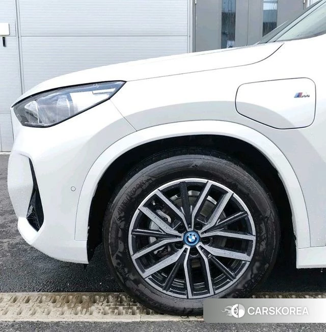 BMW iX1 id 4257584 из Китая 8