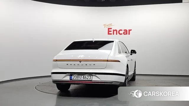 Hyundai Grandeur (GN7) id 3471990 из Кореи 14