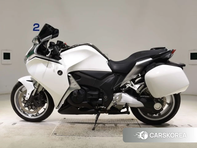 Honda VFR1200F 2010 из Японии