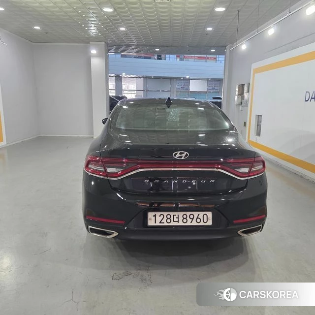 Hyundai Grandeur IG id 4305162 из Кореи 14