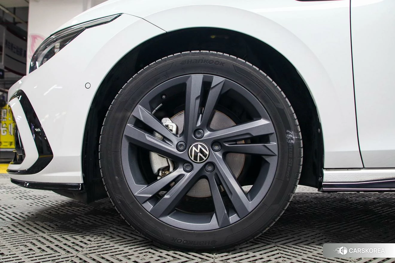 Volkswagen Golf id 4455204 из Китая 16