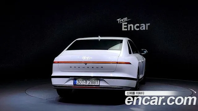 Hyundai Grandeur Hybrid (GN7) id 2660362 из Кореи 14