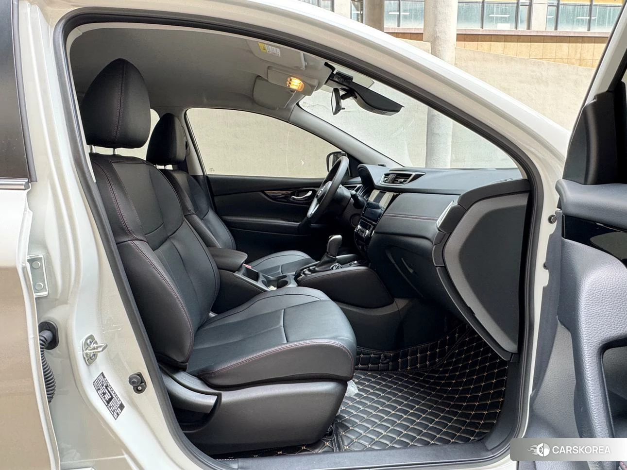 Nissan Qashqai 2023 Белый из Китая, фото 6