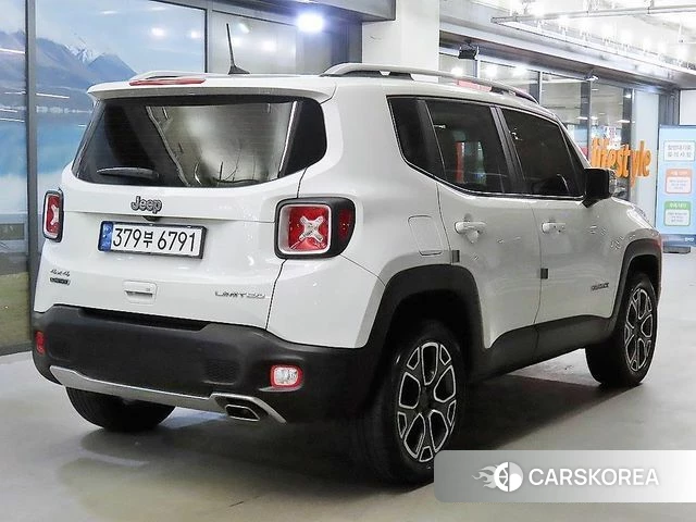 Jeep Renegade id 4459401 из Кореи 14