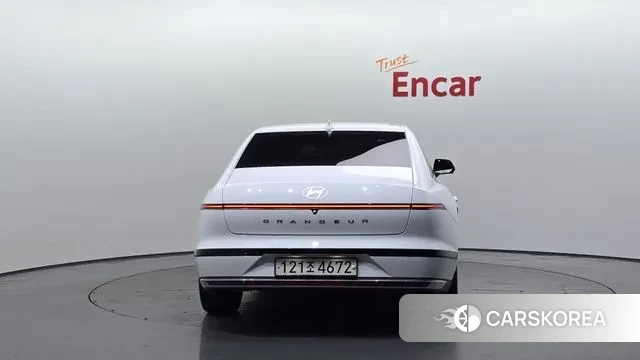 Hyundai Grandeur (GN7) id 3131792 из Кореи 14