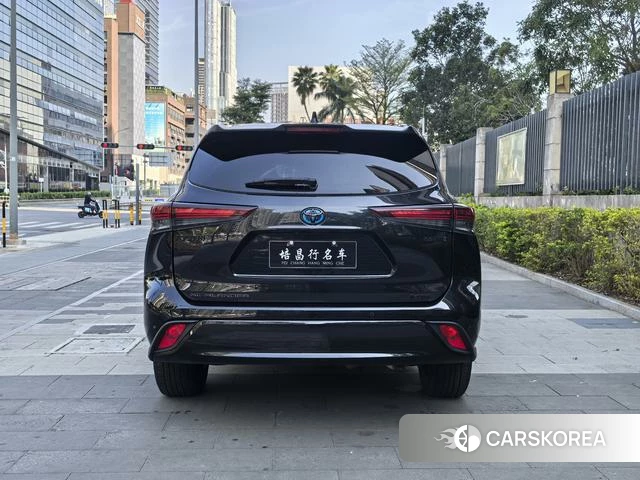 Toyota Highlander 2024 Черный из Китая, фото 4