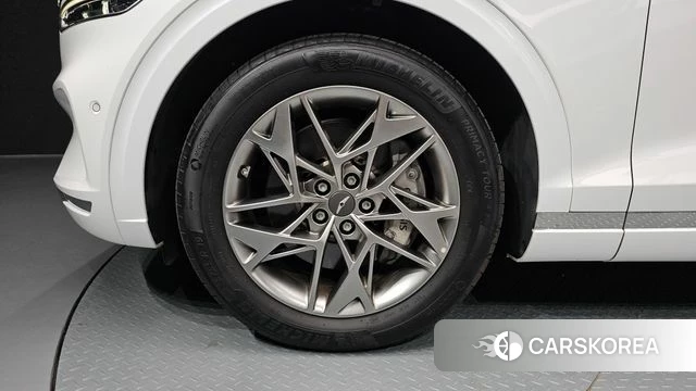 Genesis GV70 id 4753319 из Кореи 31