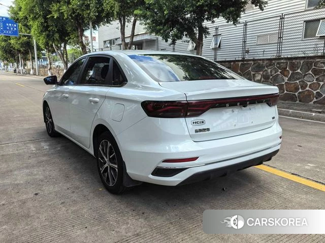 Geely Automobile Emgrand 2022 Белый из Китая, фото 4