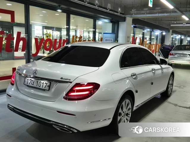 Mercedes-Benz E-Class W213 id 4610589 из Кореи 13