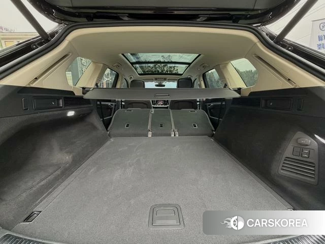 Volkswagen Touareg id 4213503 из Китая 20