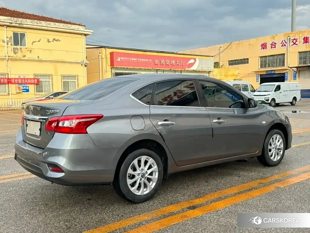 Nissan Sylphy 2026 Silver/gray из Китая, фото 4