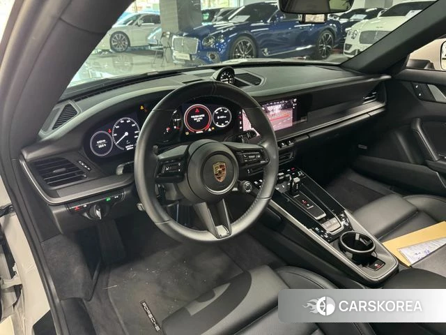 Porsche 911(992) id 4630214 из Кореи 10