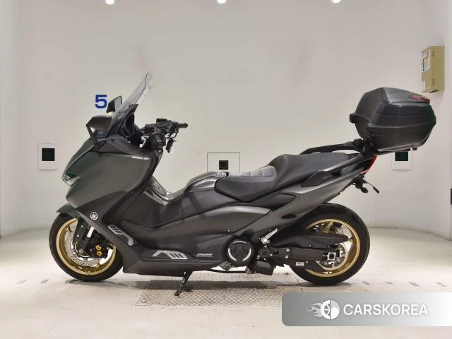 Проданный Yamaha T-MAX 560 TECH MAX 2021 из Японии, фото 2
