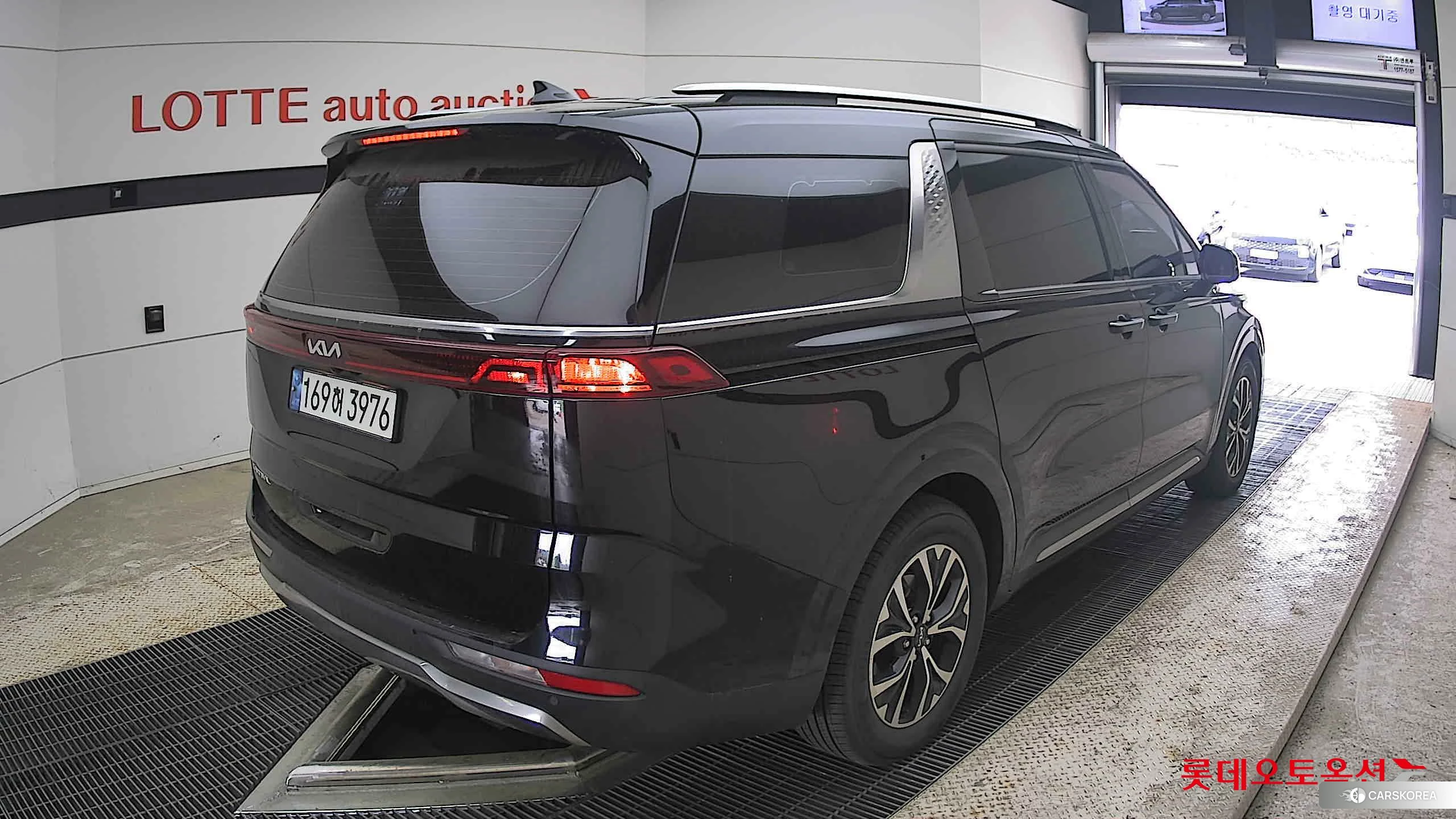 Kia Carnival id 4289587 из Кореи 31