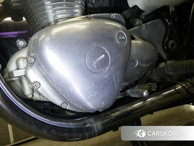 Engine photo