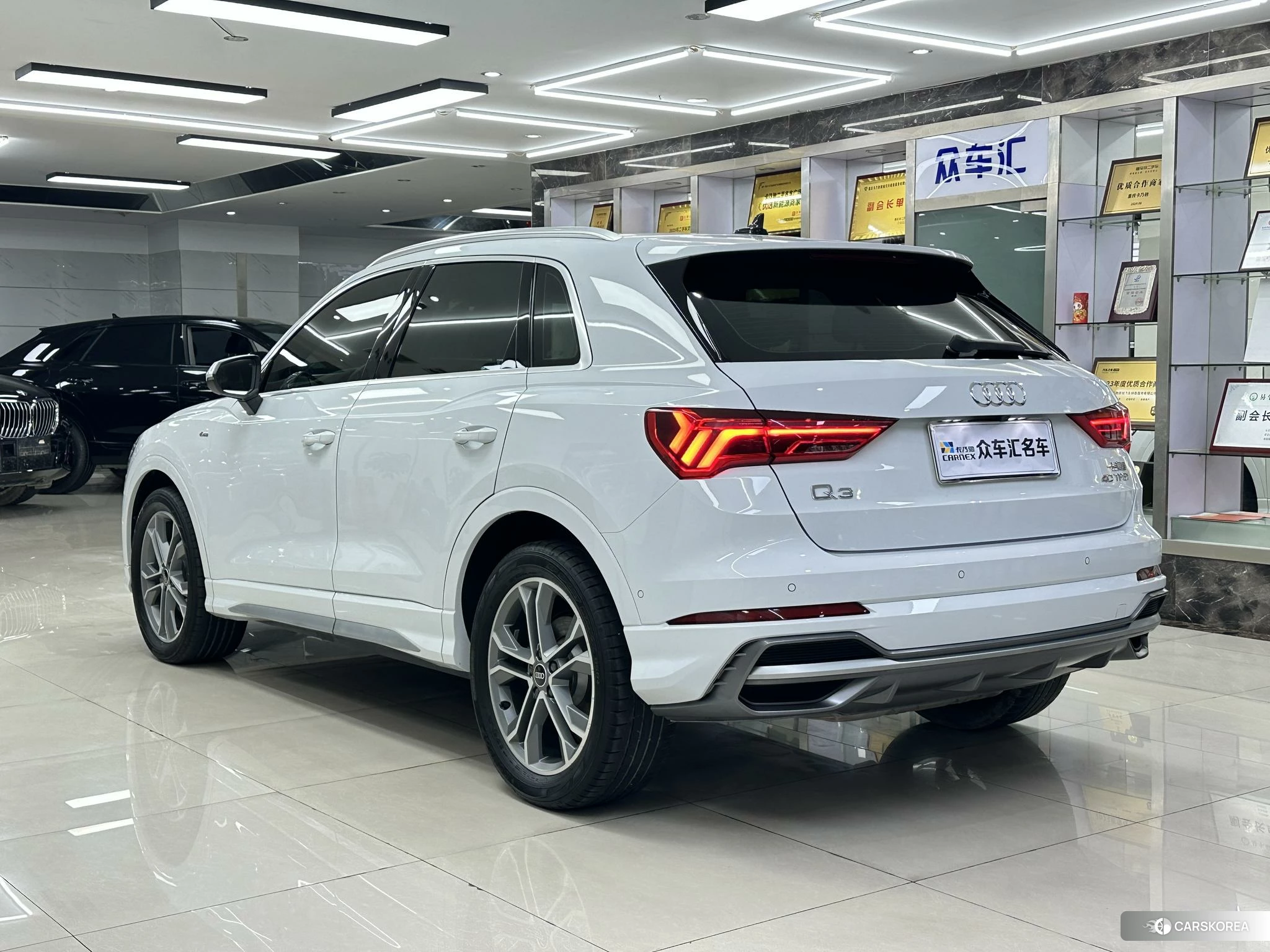 Audi Q3 id 4486227 из Китая 18
