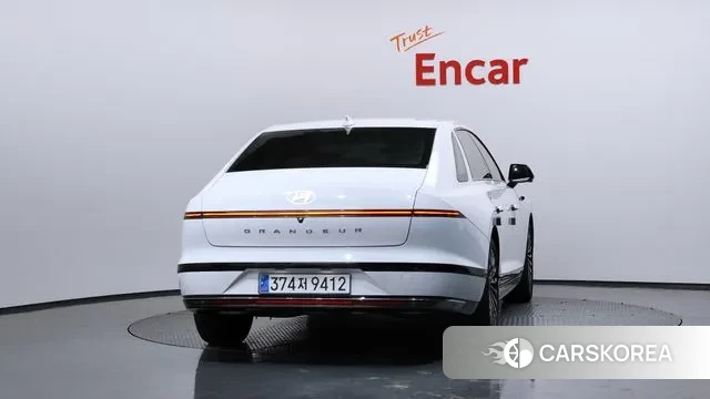 Hyundai Grandeur (GN7) id 3365814 из Кореи 14