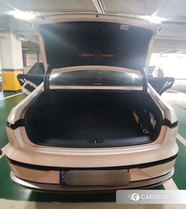 Hyundai Grandeur (GN7) id 3316789 из Кореи 14