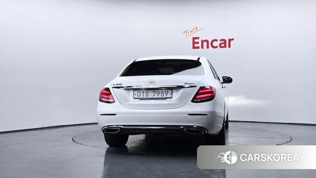 Mercedes-Benz E-Class W213 id 4225641 из Кореи 14