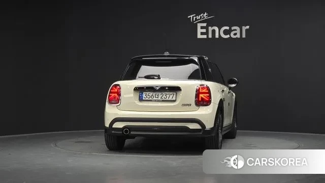 Mini Cooper id 3213020 из Кореи 14