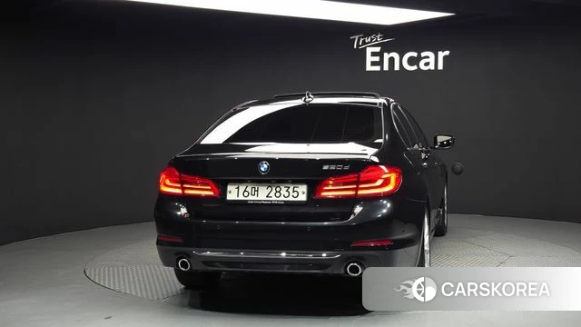 BMW 5 Series (G30) id 4568668 из Кореи 26