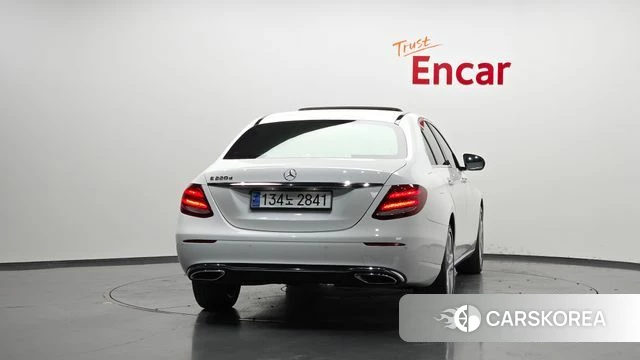 Mercedes-Benz E-Class W213 id 4508666 из Кореи 14