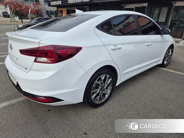 Hyundai The New Avante AD id 3459978 из Кореи 14