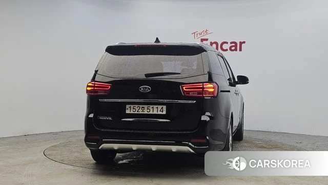 Kia The New Carnival id 3813627 из Кореи 14