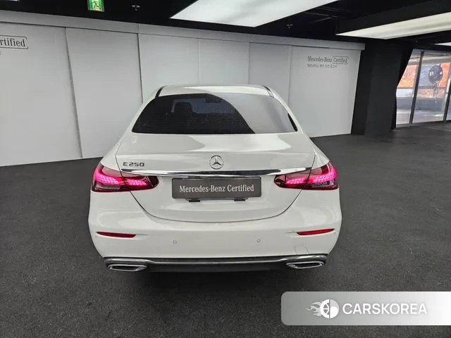 Mercedes-Benz E-Class W213 id 3394196 из Кореи 12