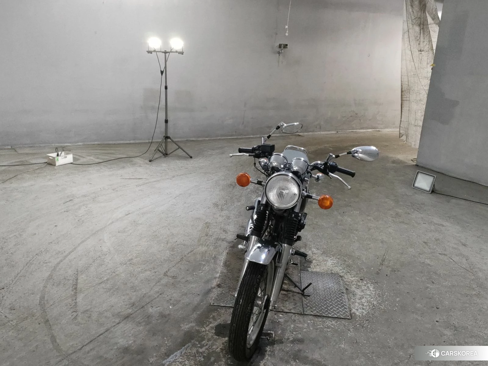 Yamaha SR 400 2015 из Японии, фото 4